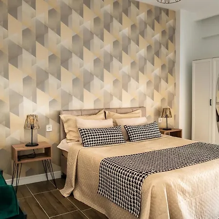 Luxuriose 1br! Netflix & Kuche - 5 Minuten Vom Strand Kusadasi